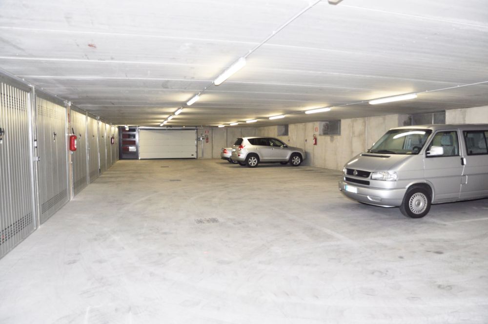 ferienwohnungen-malcesine-gardasee-mit-parkplatz-garage